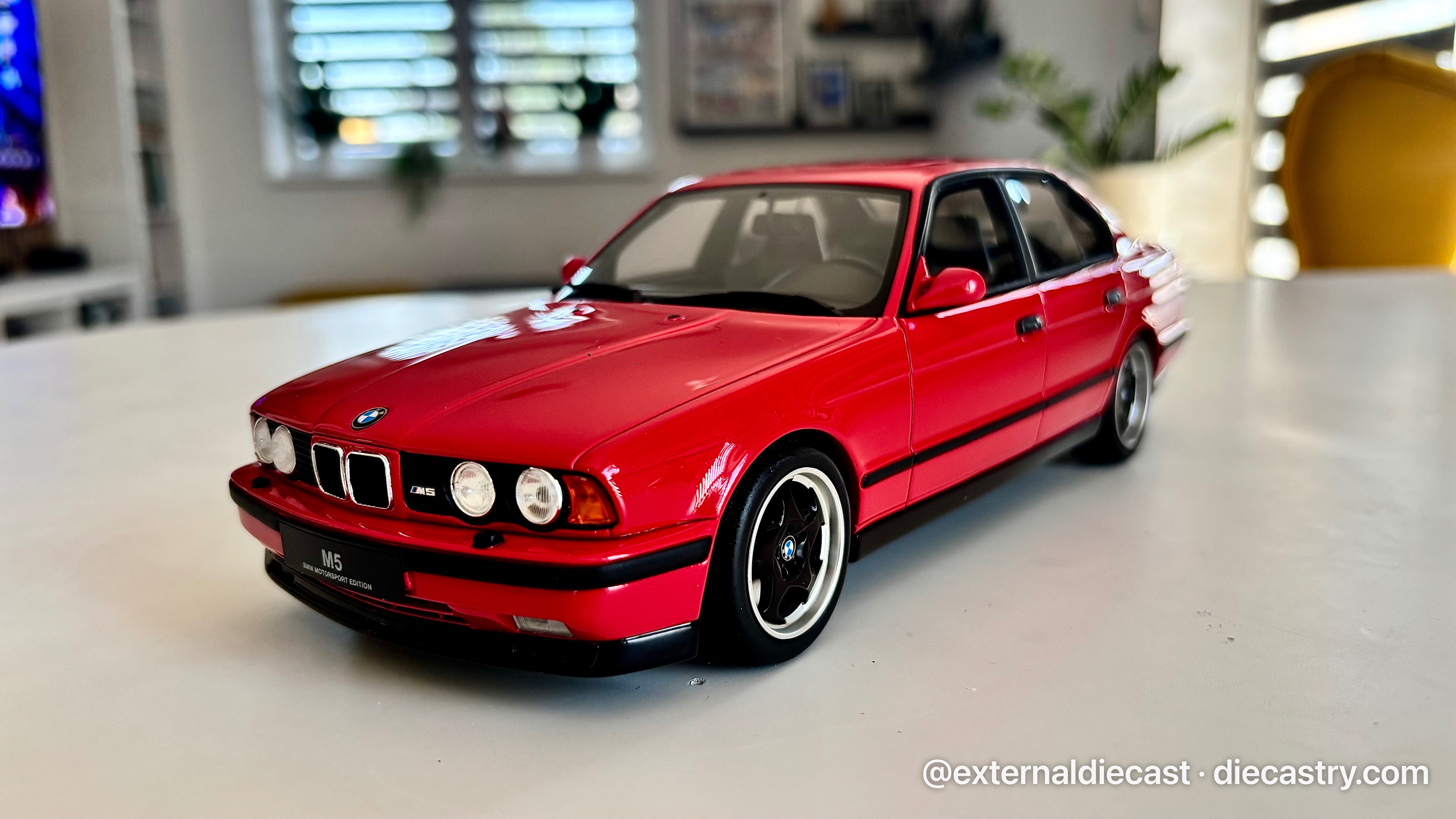 1992 BMW E34 M5 20 Jahre (Mugello red) 1:18 by Ottomobile